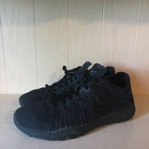 Women’s Size 9.5 Nike Free TR 6 Training Shoes